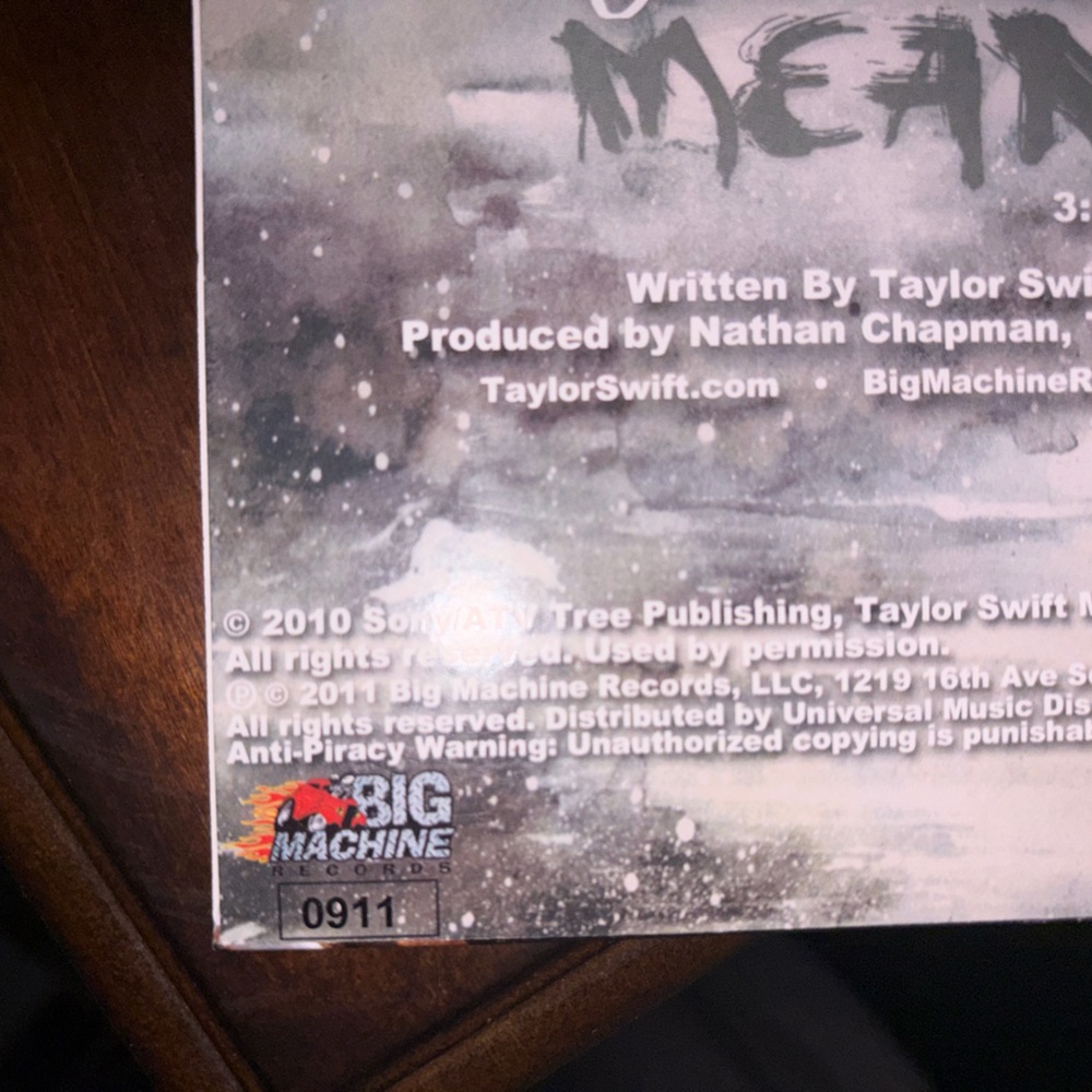 RARE 2010 Taylor Swift 'Mean' Single CD - Picture 5 of 5
